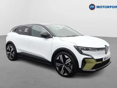 Used Renault Megane E-Tech Iconic 160 kW (218 HP) 2023 White/black Hatchback