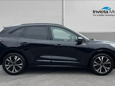 Używany Ford Kuga ST-Line X 2023 Czarny SUV