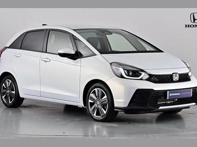 Premium sunlight white New 2025 Honda Jazz Advance Hatchback | £24,390 (Good price)