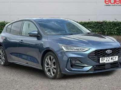 Used Ford Focus ST-Line 125 HP (91 kW) 2022 Blue Hatchback