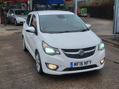 Second-hand Vauxhall Viva 75 CP (55 kW) 2016 Alb Hatchback
