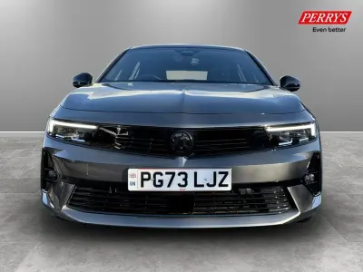 Usado Vauxhall Astra Ultimate 128 CV (94 kW) 2024 Gris Utilitario