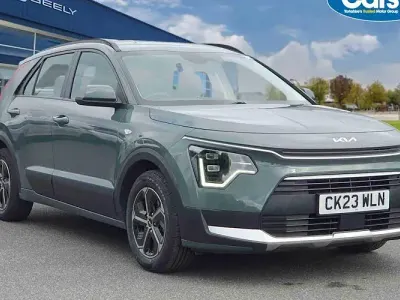 Używany Kia Niro 141 KM (103 kW) 2023 Zielony SUV