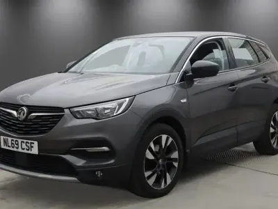 Used Vauxhall Grandland X Sport 130 HP (95 kW) 2019 Grey SUV