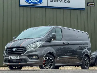 Używany Ford Transit Custom Sport 185 KM (136 kW) 2021 Szary Van