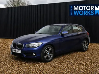 Usado BMW 118 Sport Line 2018 Azul Citadino