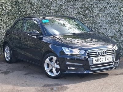 Usado Audi A1 Sport 125 HP (91 kW) 2017 Preto Citadino