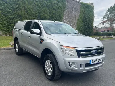 Käytetty Ford Ranger XLT 150 HP (110 kW) 2015 Hopea Nouto