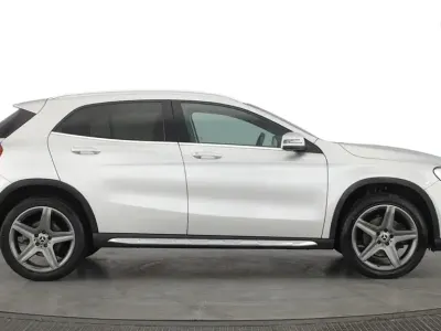 Used Mercedes GLA220 AMG line 2018 Silver SUV