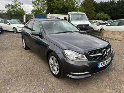 Begagnad Mercedes C180