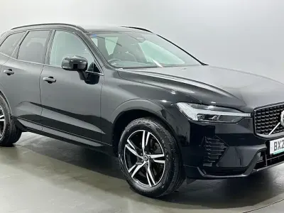 Used Volvo XC60 R-Design 250 HP (183 kW) 2021 Black SUV