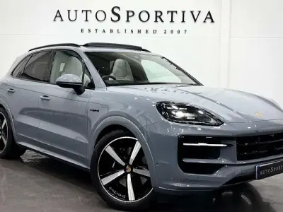 Begagnad Porsche Cayenne 470 HK (345 kW) 2025 SUV