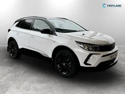 Used Vauxhall Grandland X GS Line 130 HP (95 kW) 2022 White SUV