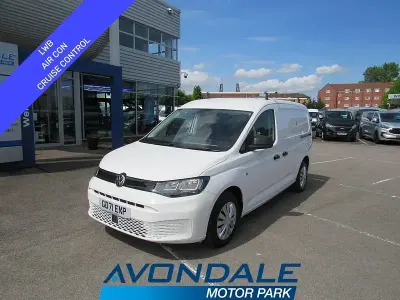Begagnad VW Caddy S 2022 Vit Minibuss