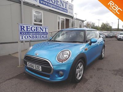 Usado Mini ONE Hatch 102 CV (75 kW) 2016 Azul Utilitario