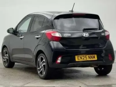 Usado Hyundai i10 Premium 62 HP (45 kW) 2025 Preto Citadino