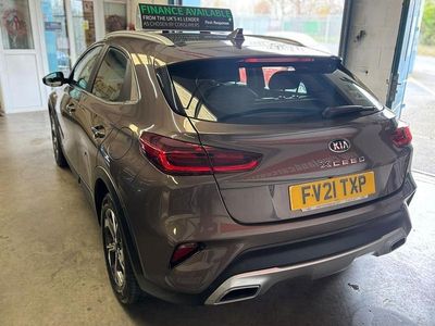 Used Kia XCeed 2021 Brown SUV