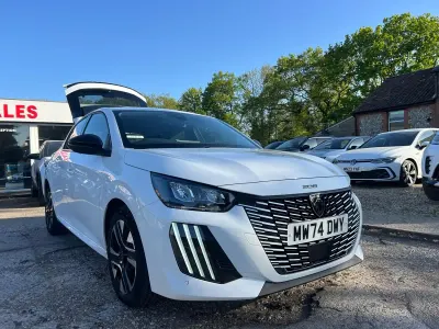 Used Peugeot 208 Allure 2024 White Hatchback