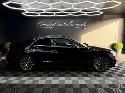 Begagnad Audi A5 S-Line 190 HK (139 kW) 2017 Svart Sportkupé