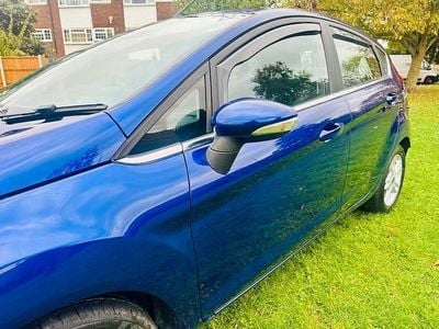 Used Ford Fiesta Zetec 100 HP (73 kW) 2017 Blue Hatchback