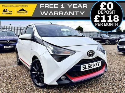 Begagnad Toyota Aygo x-press 2018 Vit Halvkombi