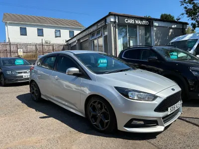 Used Ford Focus ST 185 HP (136 kW) 2016 Silver Hatchback