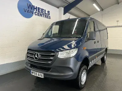 Used Mercedes Sprinter 163 HP (119 kW) 2019 Blue Van