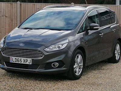 Ford S-MAX