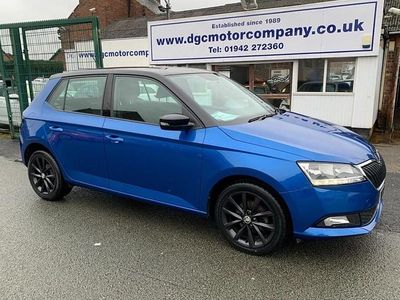 Used Skoda Fabia Colour Edition 75 HP (55 kW) 2019 Blue Hatchback