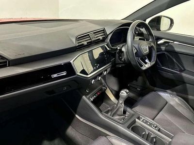 Used Audi Q3 Black Edition 150 HP (110 kW) 2023 Red SUV