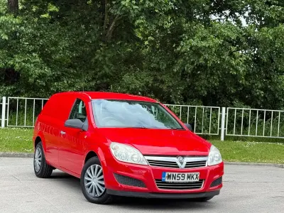 Used Vauxhall Astra Club 110 HP (80 kW) 2009 Red Van