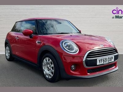 Used Mini ONE Classic 101 HP (74 kW) 2019 Red Hatchback