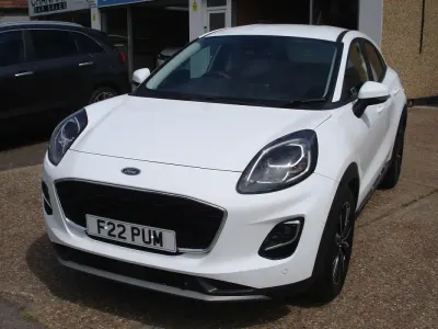 Used Ford Puma Titanium 125 HP (91 kW) 2020 Frozen white SUV