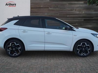 Used Vauxhall Grandland X Ultimate 128 HP (94 kW) 2024 White SUV