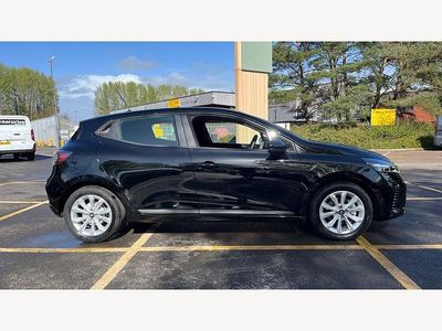 Used Renault Clio V Evolution 143 HP (105 kW) 2025 Black Hatchback