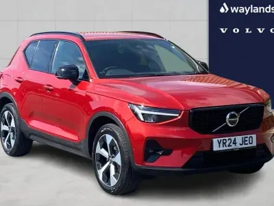 Used Volvo XC40 Plus 194 HP (142 kW) 2024 Red SUV