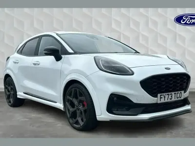 Używany Ford Puma ST 200 KM (147 kW) 2023 Biały SUV
