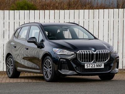 BMW 225
