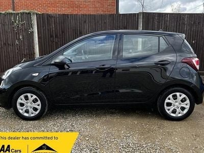 Used Hyundai i10 66 HP (48 kW) 2018 Black Hatchback
