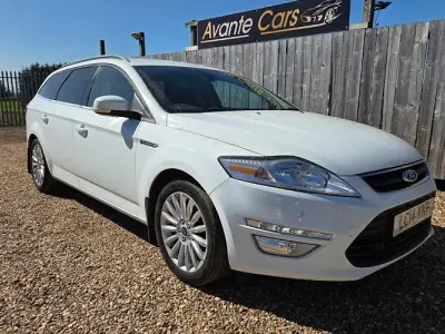 Usado Ford Mondeo Business Edition 163 HP (119 kW) 2014 Branco Carrinha