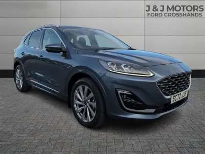 Usado Ford Kuga Vignale 225 CV (165 kW) 2022 Azul SUV