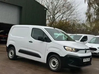 Used Citroën Berlingo 100 HP (73 kW) 2024 White MPV