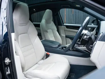 Used Porsche Cayenne 340 HP (250 kW) 2022 Blue SUV
