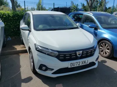 Used Dacia Sandero Comfort 91 HP (66 kW) 2022 White Hatchback