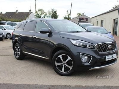 Grey Used 2017 Kia Sorento SUV | £12,990 (A bit pricey)