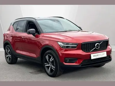 Used Volvo XC40 R-Design 161 HP (118 kW) 2021 Red SUV
