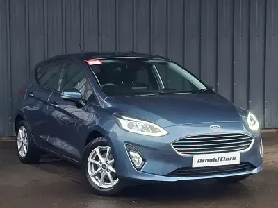 Second-hand Ford Fiesta Zetec 100 CP (73 kW) 2019 Albastru Hatchback