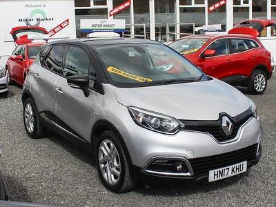 Used Renault Captur Dynamique 90 HP (66 kW) 2017 Silver/black SUV