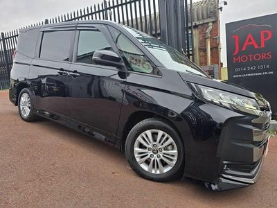 Black Used 2025 Toyota Noah MPV | £34,995