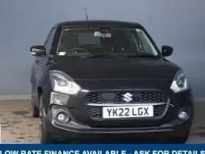 Begagnad Suzuki Swift SZ5 85 HK (62 kW) 2022 Svart Halvkombi